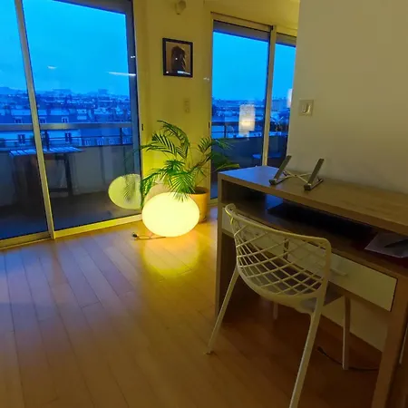 Apartment Amazing 70m2 Flat With Large Terrace And 2 Large Beds *