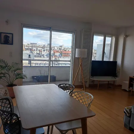 Amazing 70m2 Flat With Large Terrace And 2 Large Beds Paris